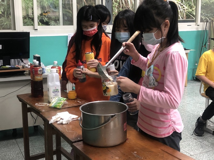 學習製作美味的珍奶