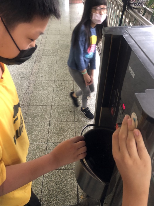 注意熱水  別燙到了